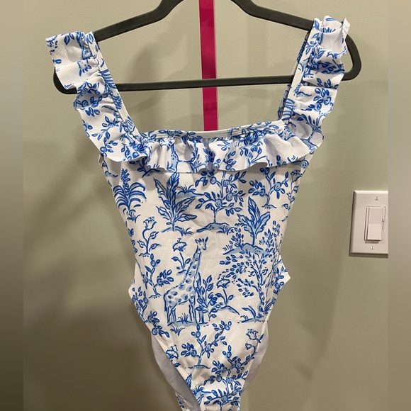 Lilly Pulitzer Aemma Ruffle One-Piece Swimsuit Resort White Tall Tales" print. - Picture 7 of 10